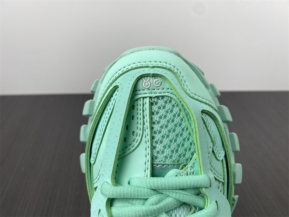 BLCG Track 3.0 542436-W3FE3-3900
