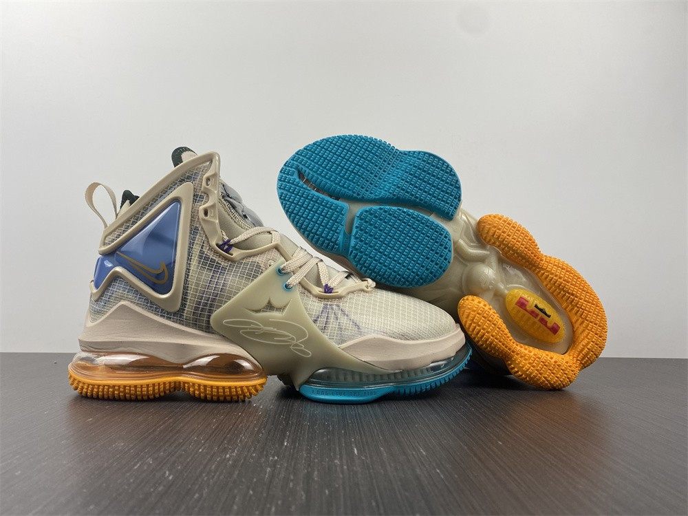 Nike LeBron 19 DC9341-200