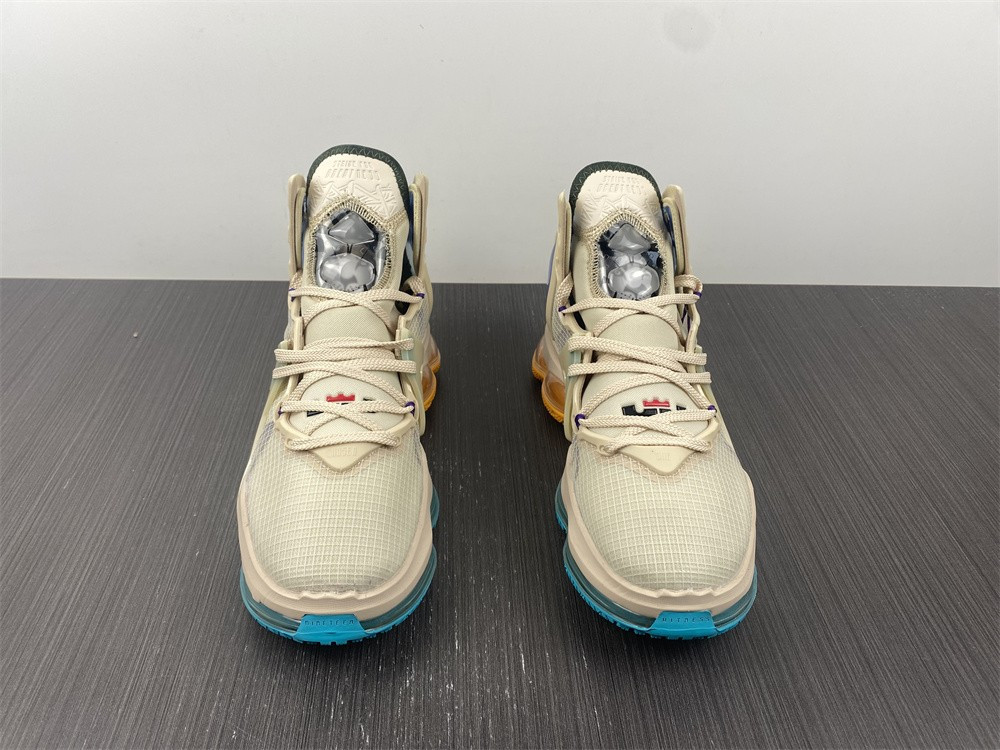 Nike LeBron 19 DC9341-200