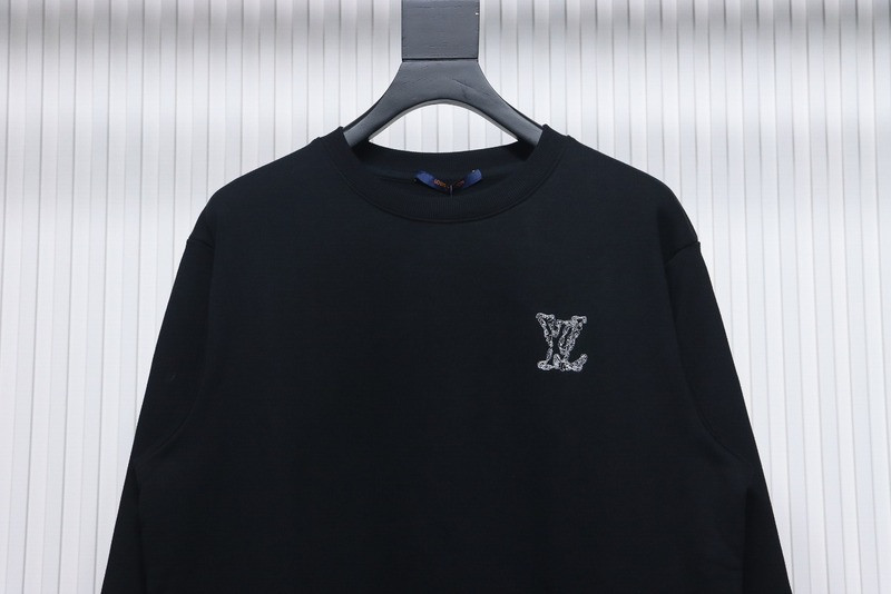 L*V HOODIE