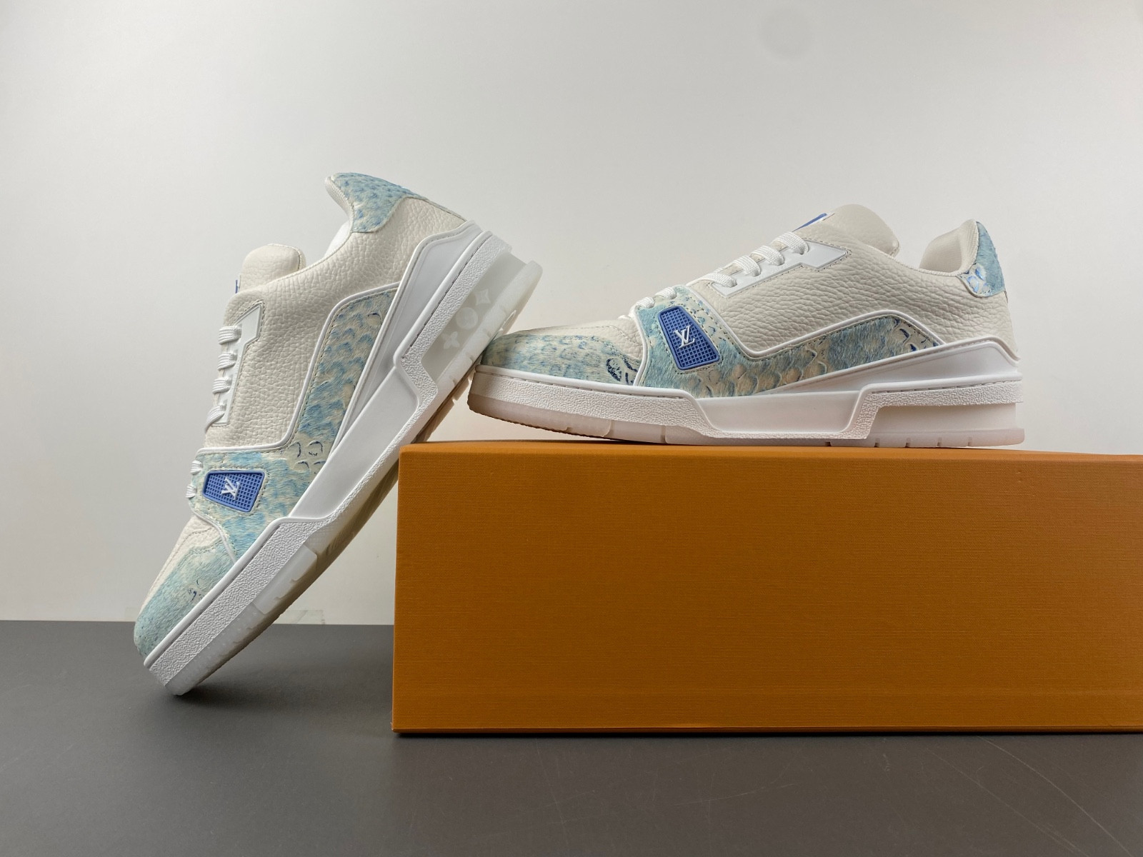 L*V Sneakers