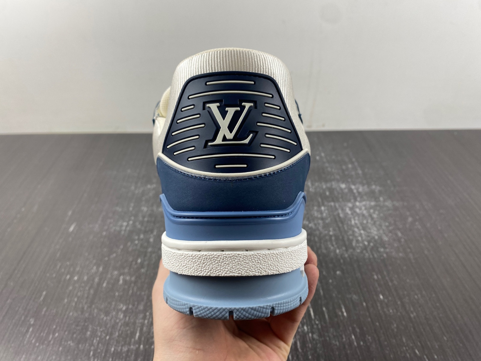 L*V Trainer