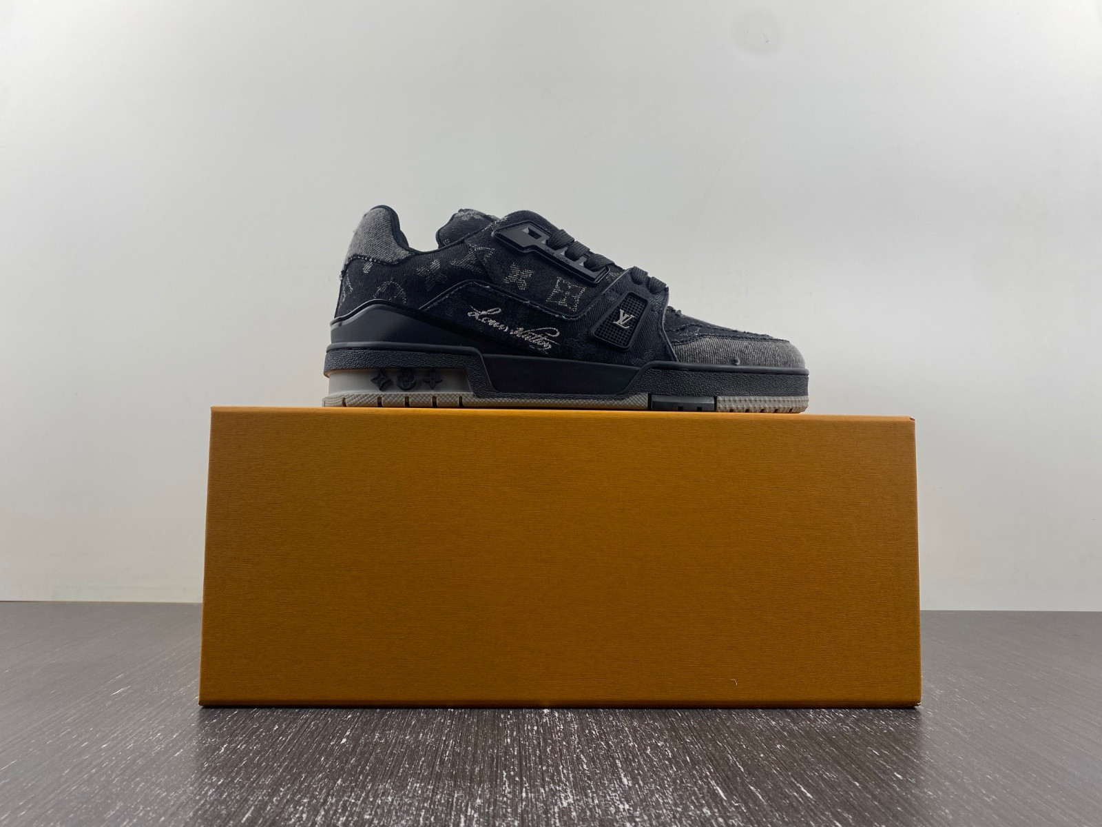 L*V Trainer