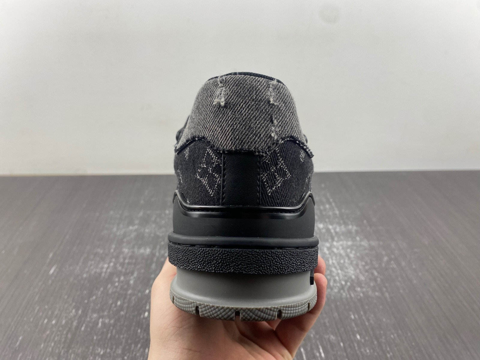 L*V Trainer