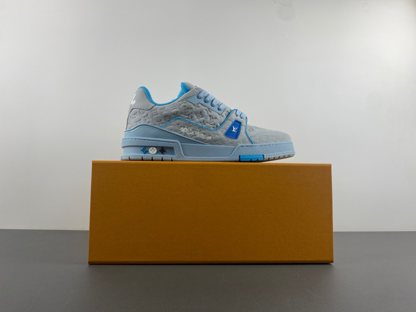L*V Sneakers