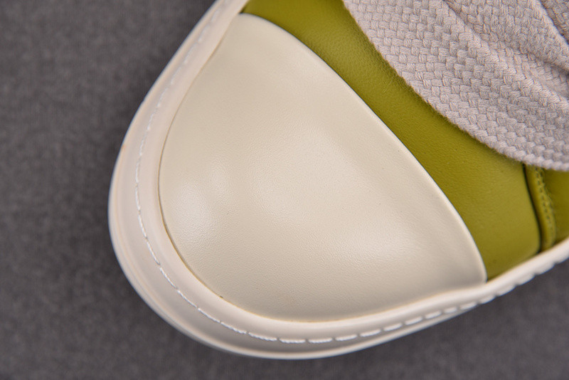 RO Sneakers