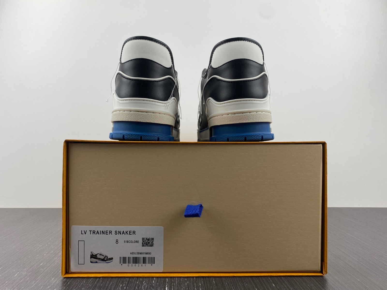 L*V Sneakers