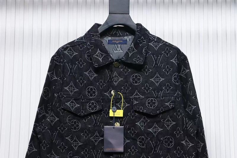 L*V COAT