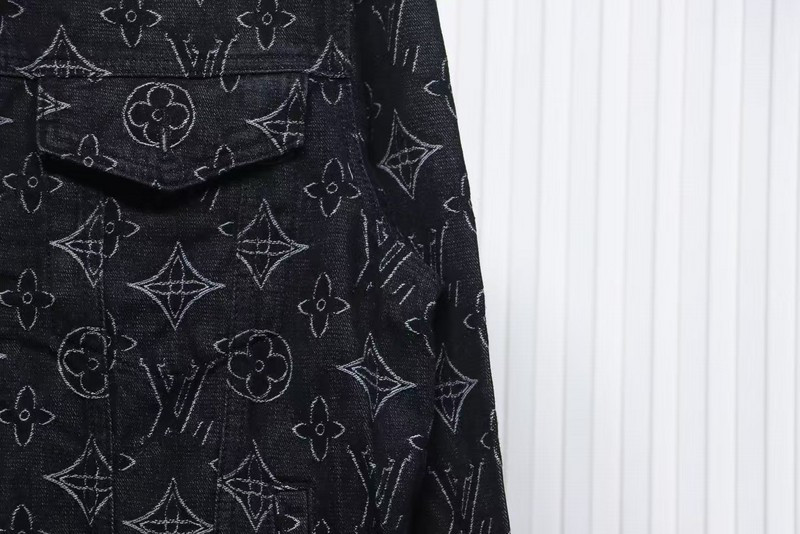 L*V COAT