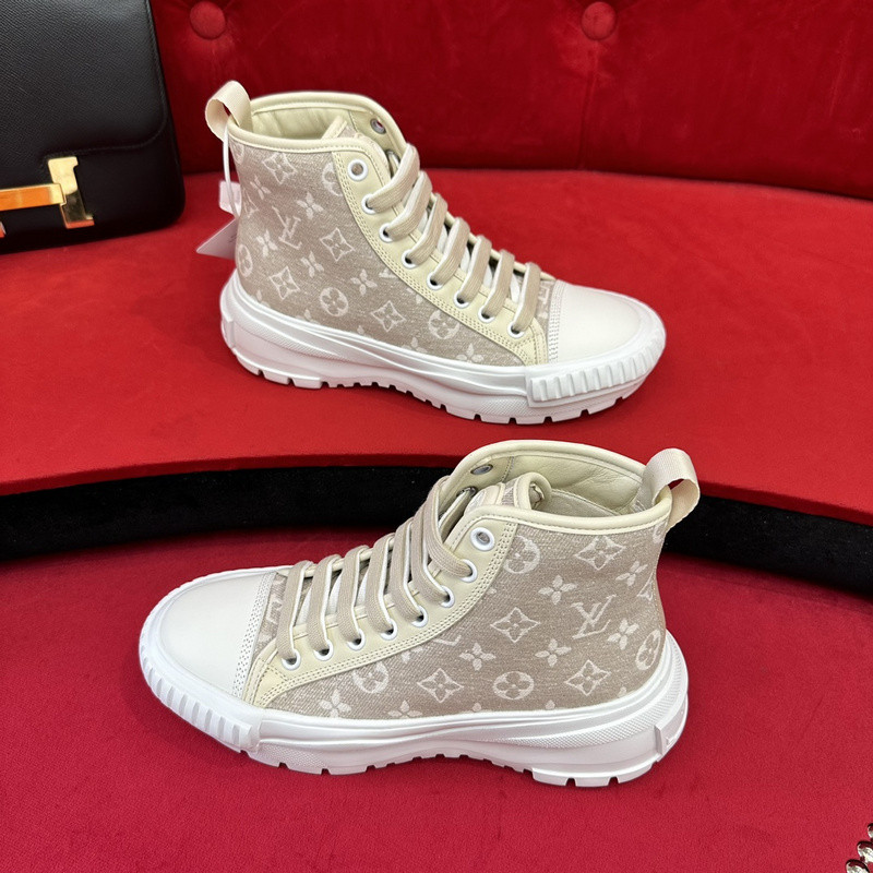L*V Squad Sneaker