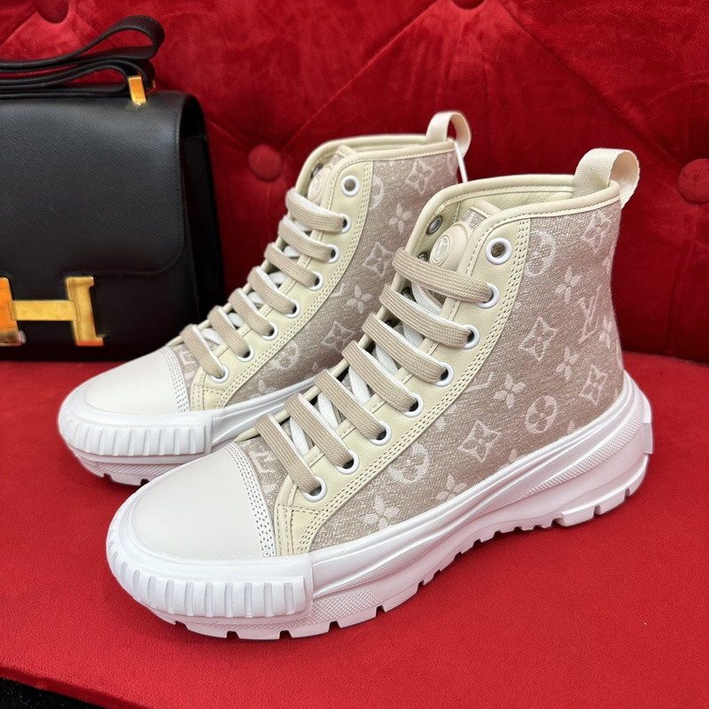 L*V Squad Sneaker