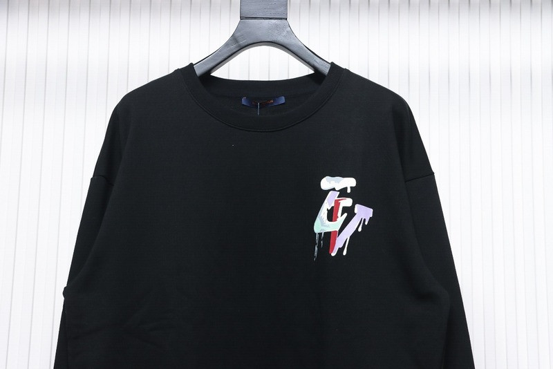 L*V HOODIE