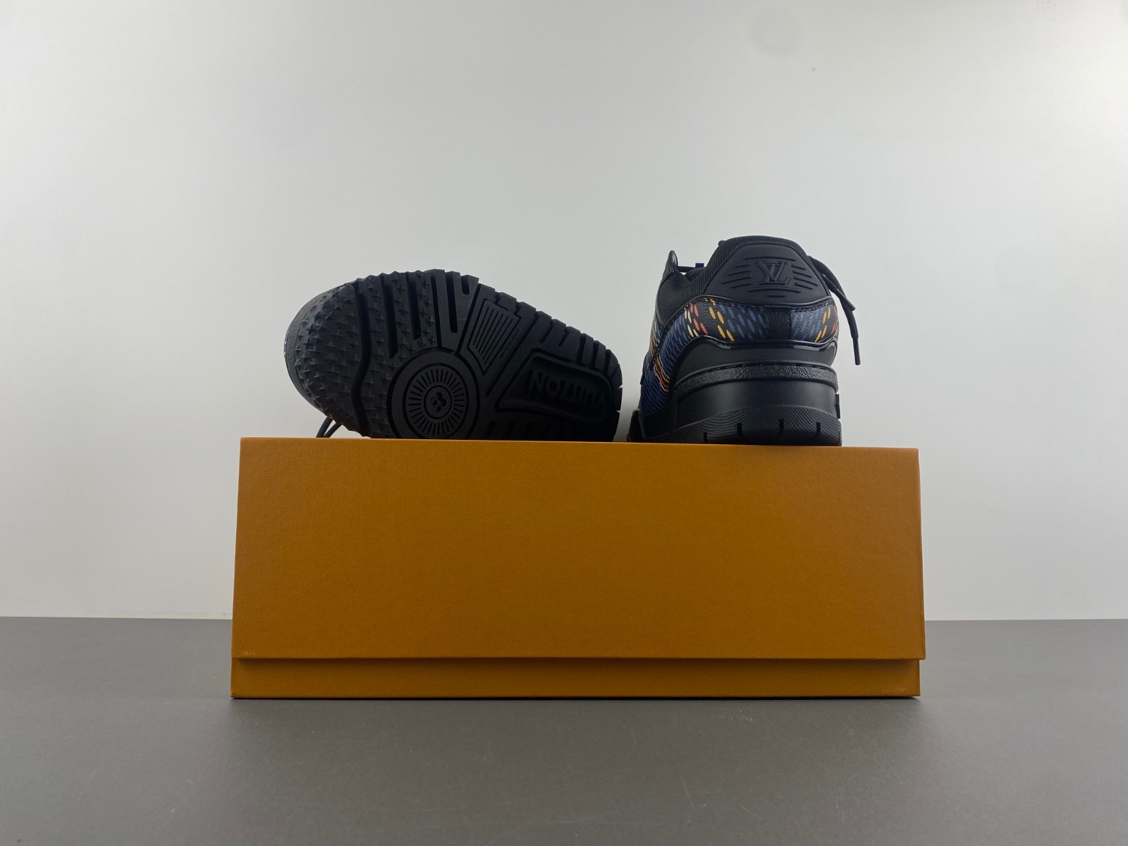 L*V Sneakers