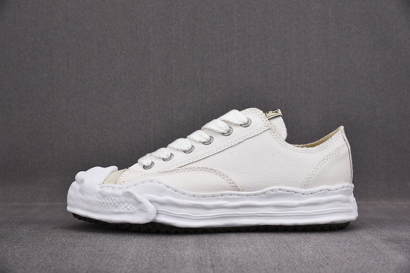 Maison Mihara Sneakers