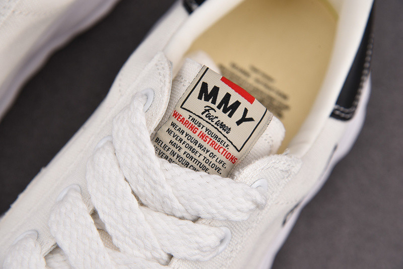 Maison Mihara Sneakers