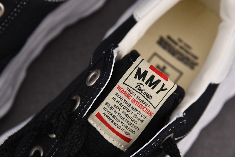 Maison Mihara Sneakers