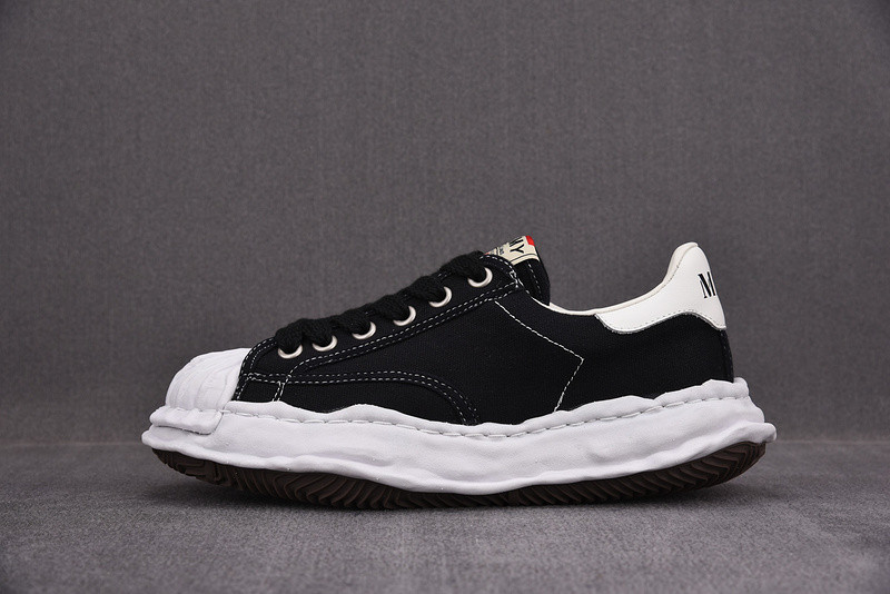 Maison Mihara Sneakers