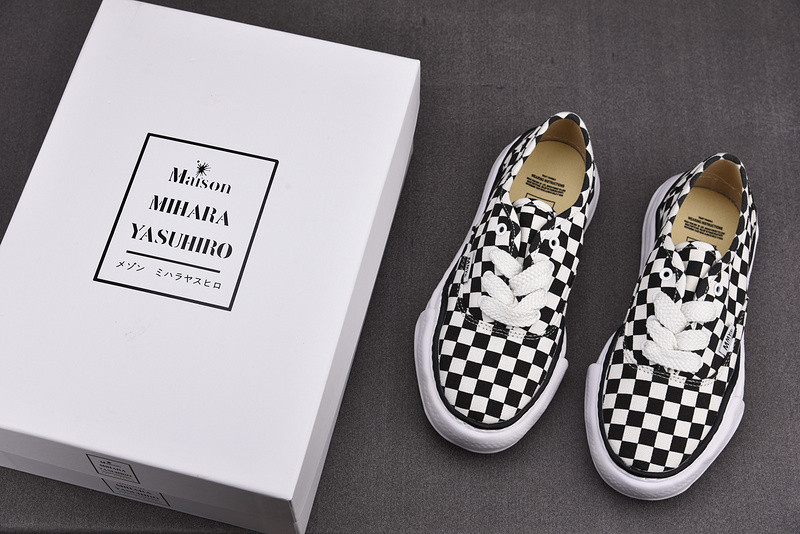 Maison Mihara Sneakers