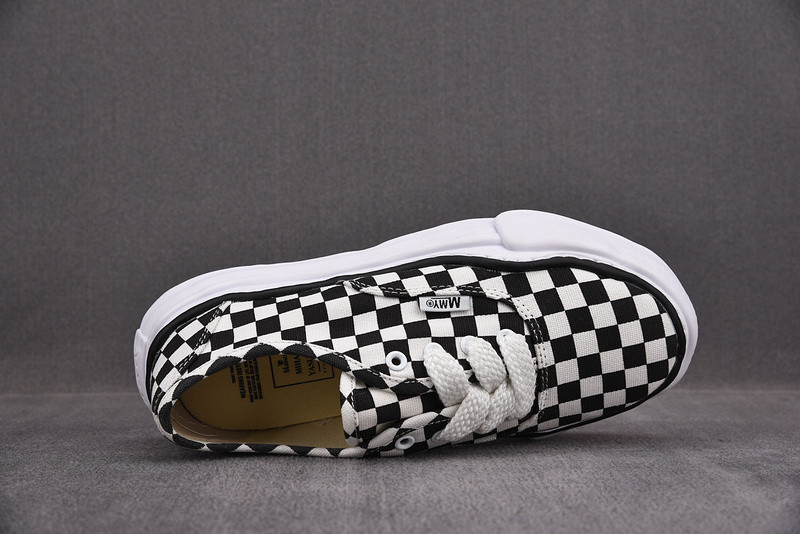 Maison Mihara Sneakers