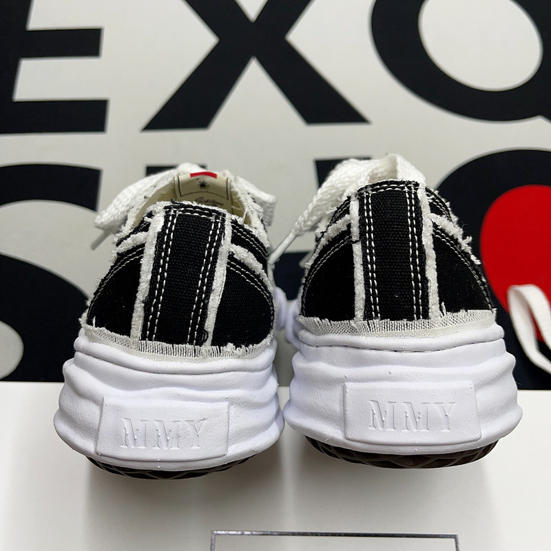 Maison Mihara Sneakers