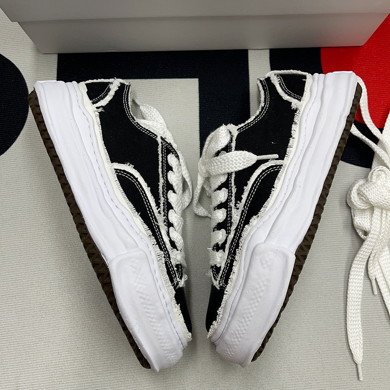 Maison Mihara Sneakers