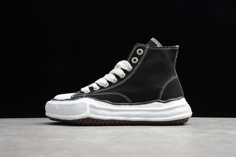 Maison Mihara Sneakers