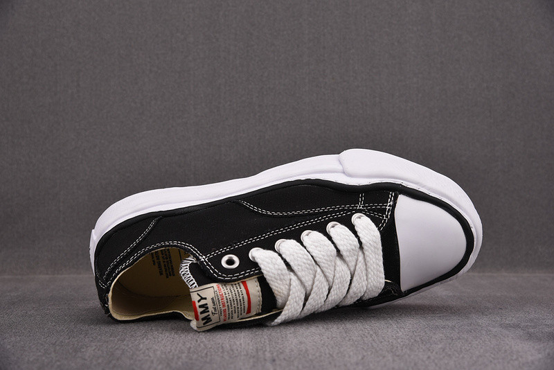 Maison Mihara Sneakers