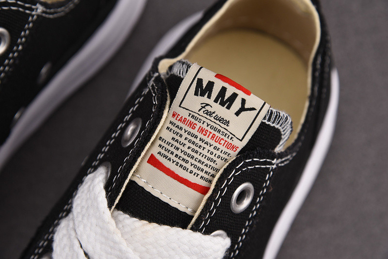 Maison Mihara Sneakers