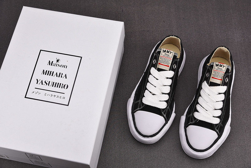 Maison Mihara Sneakers