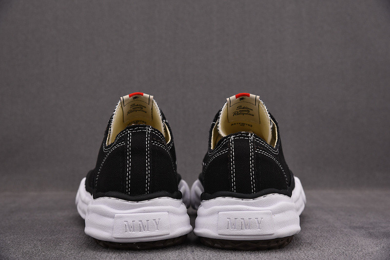 Maison Mihara Sneakers