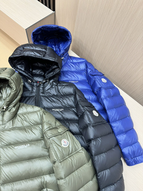 Monc COAT