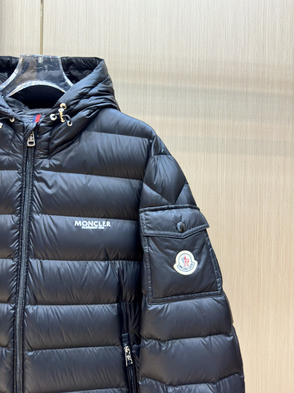 Monc COAT