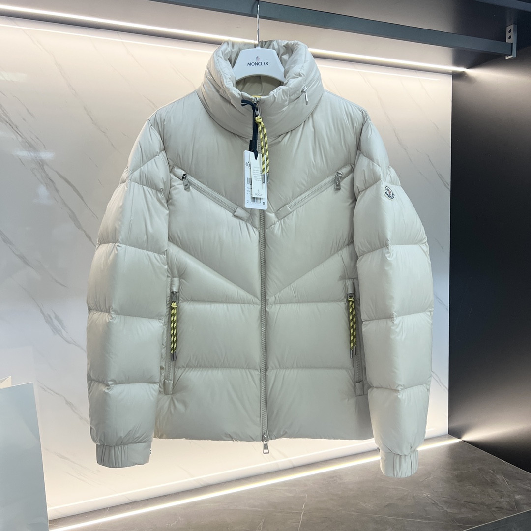Monc COAT