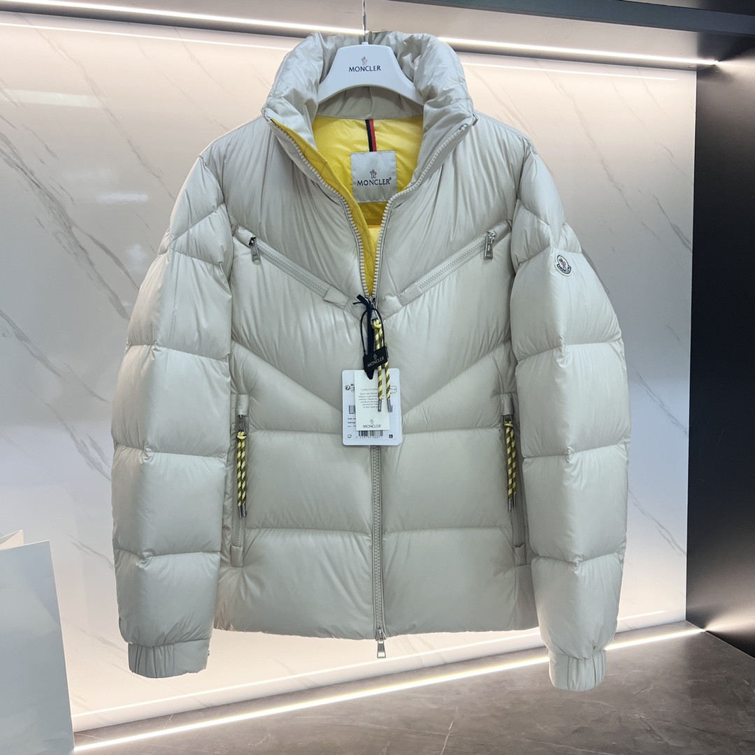 Monc COAT