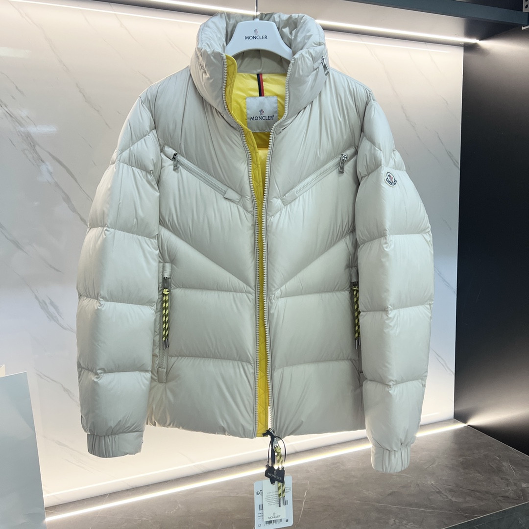 Monc COAT