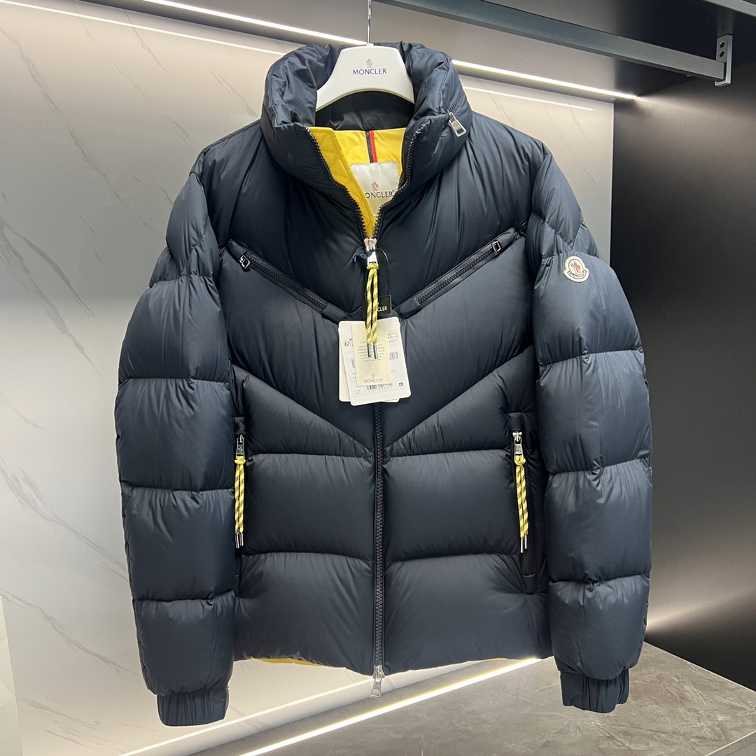 Monc COAT
