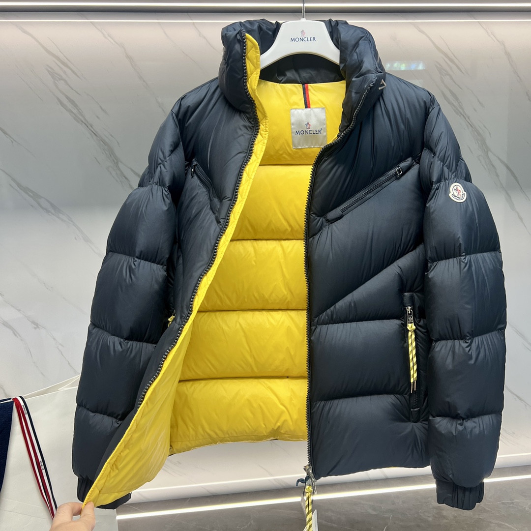 Monc COAT