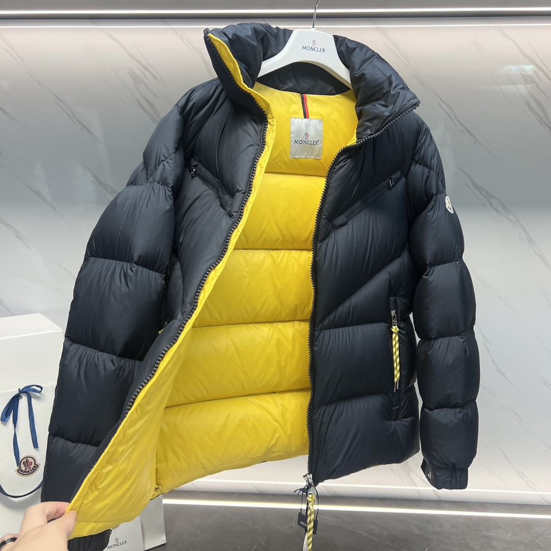 Monc COAT