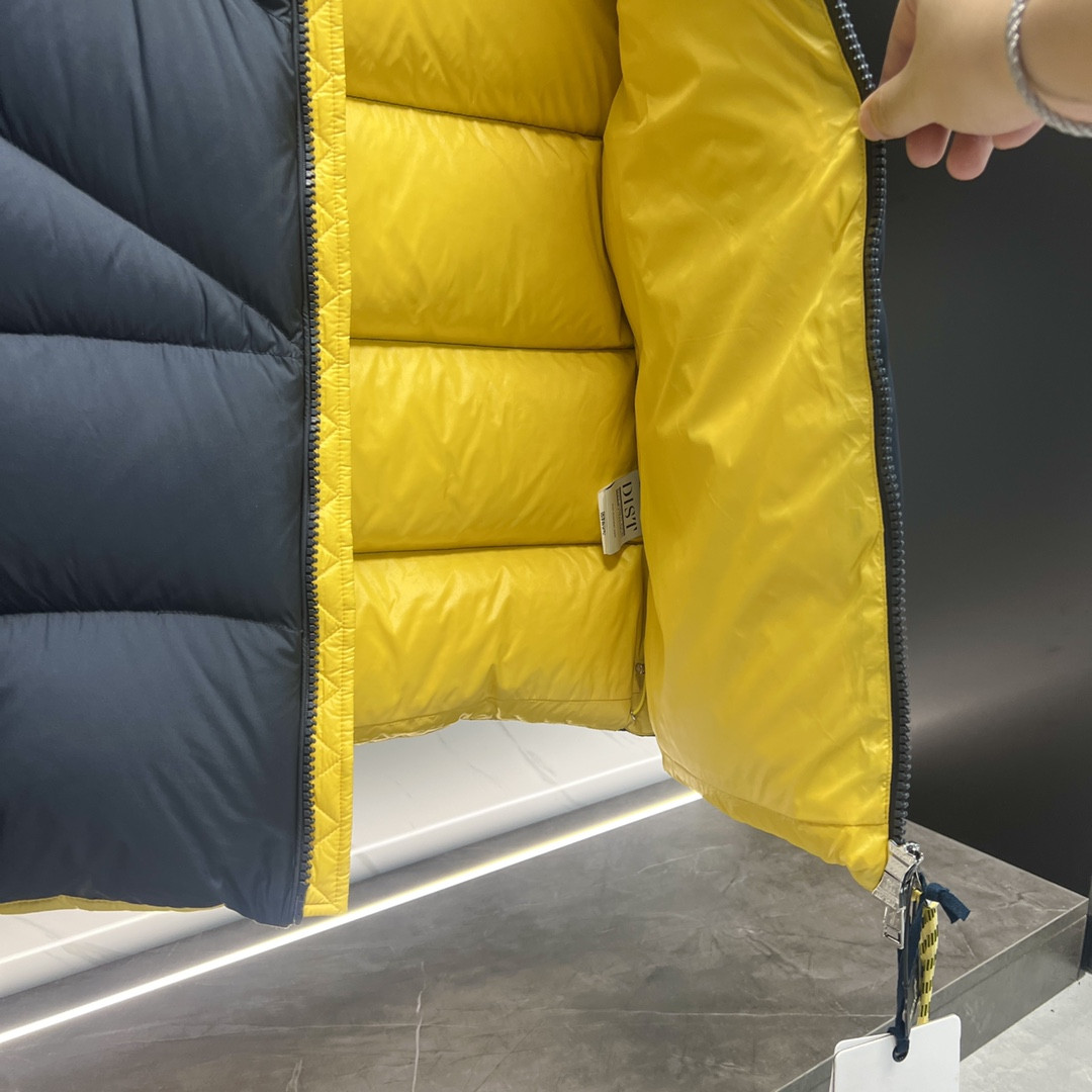 Monc COAT