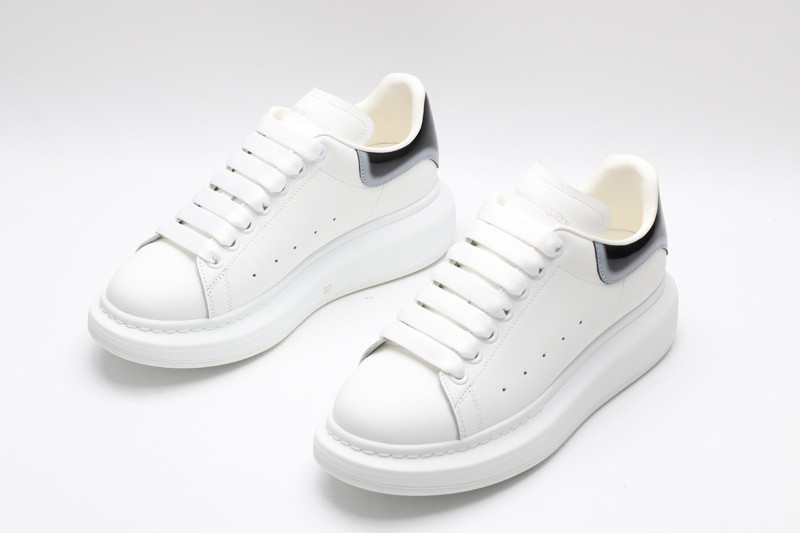 MQ Sneakers