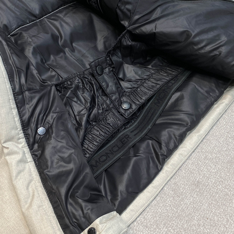 Monc COAT