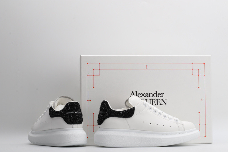 MQ Sneakers