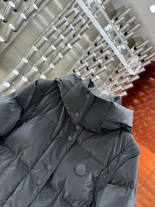 Monc COAT