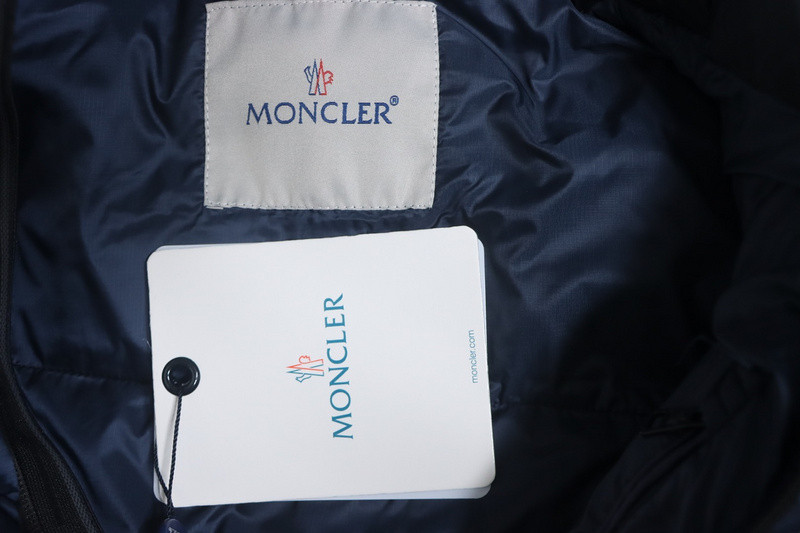 Monc COAT