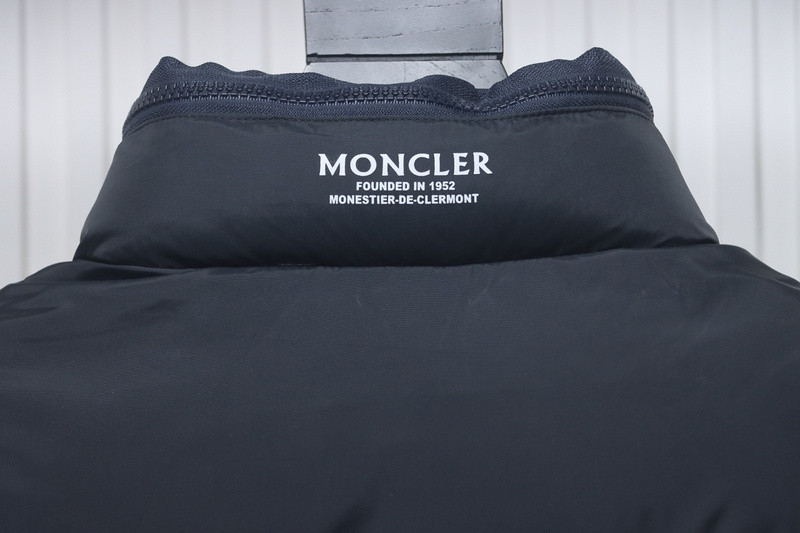 Monc COAT
