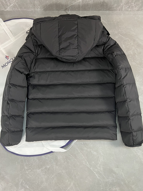 Monc COAT