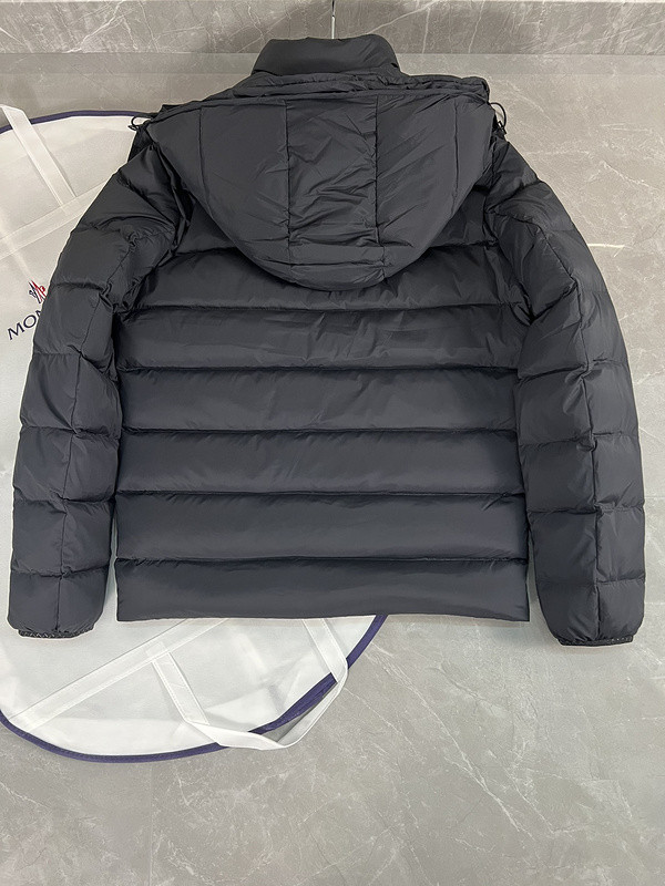 Monc COAT