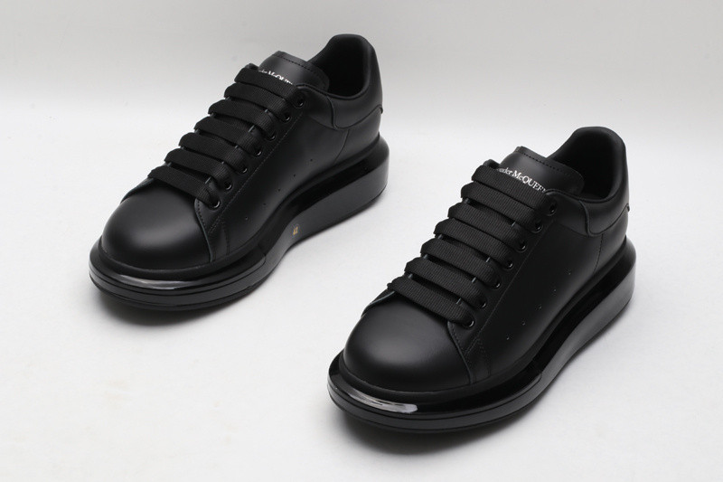 MQ Sneakers