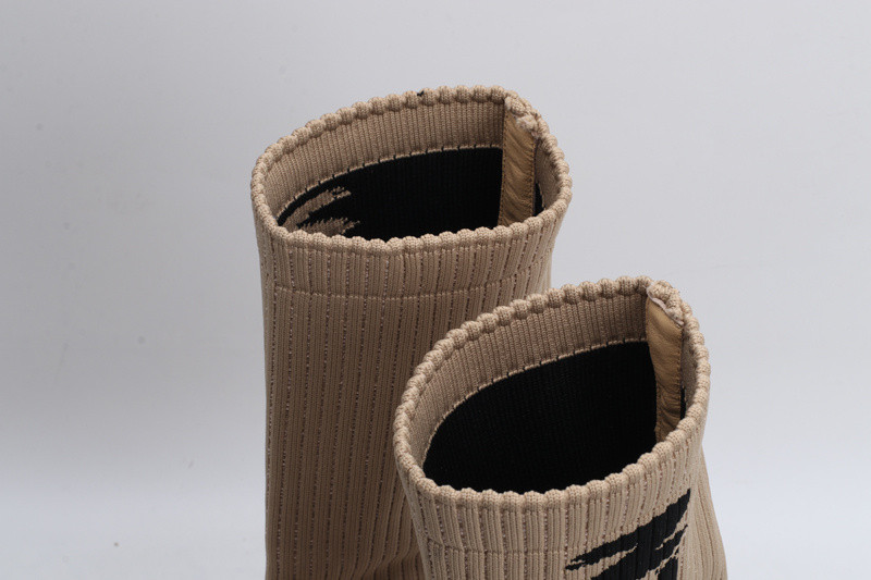 MQ Sneakers