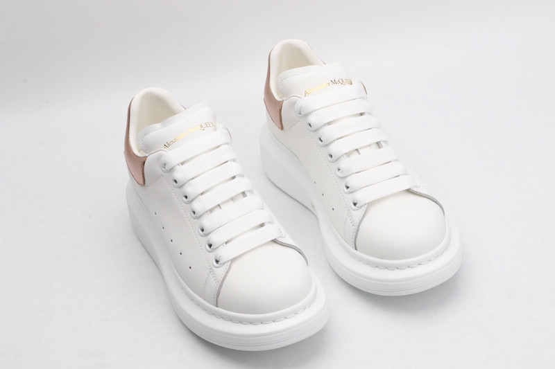 MQ Sneakers